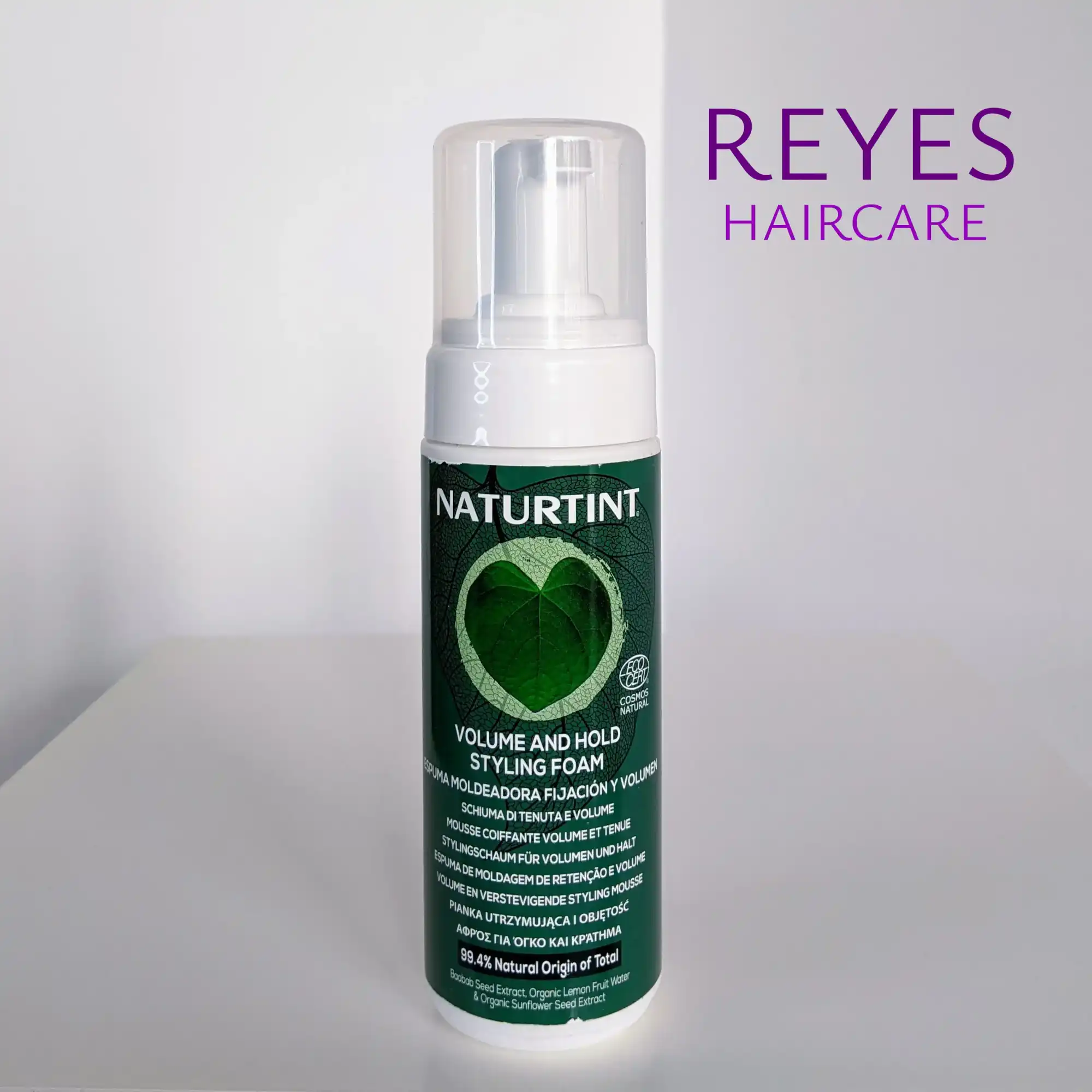 Naturtin volumen and hold styling foam para cabellos con rizos y ondas